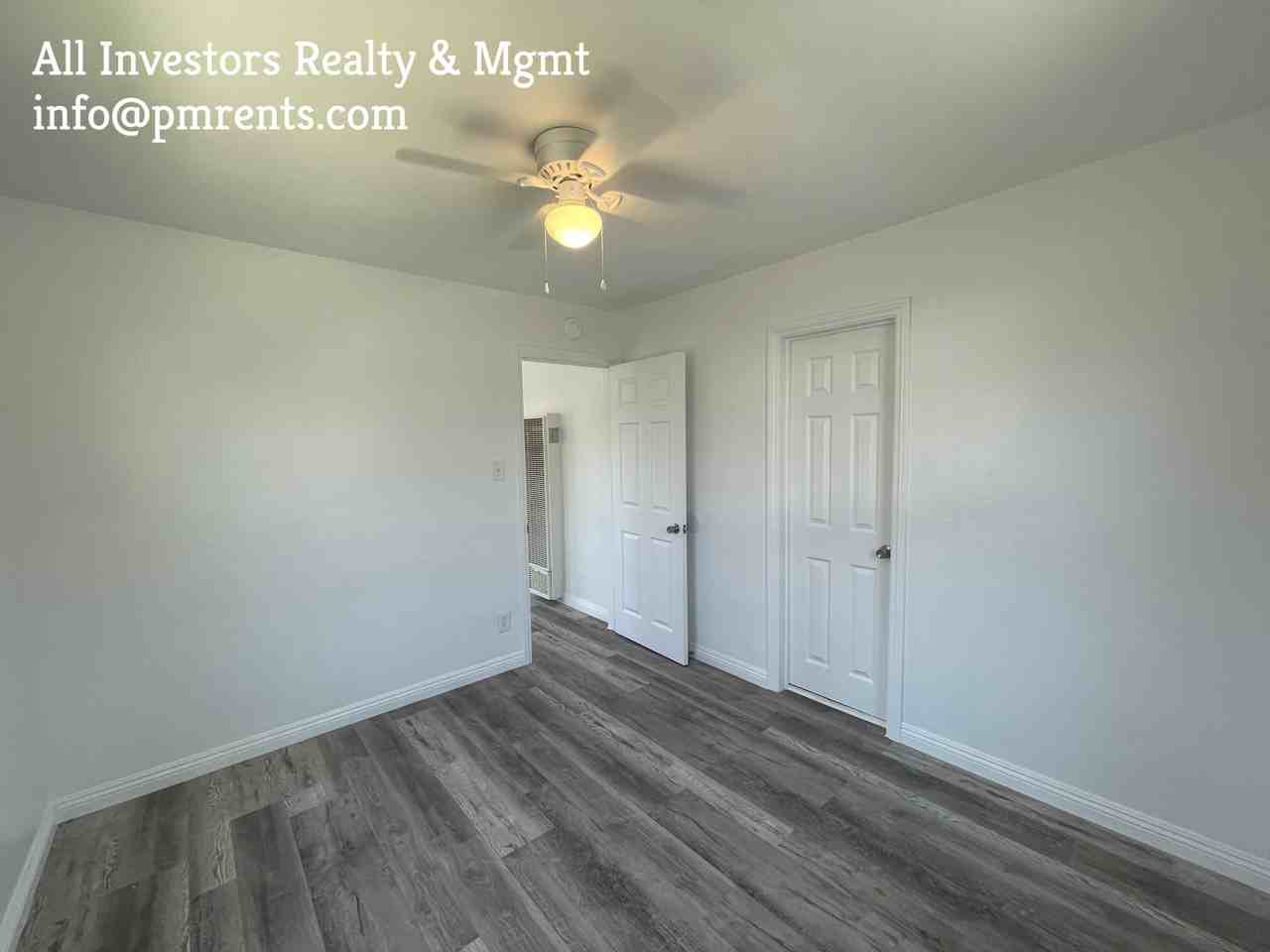 1922 S Tremont St #1922 - Photo 6 of 11