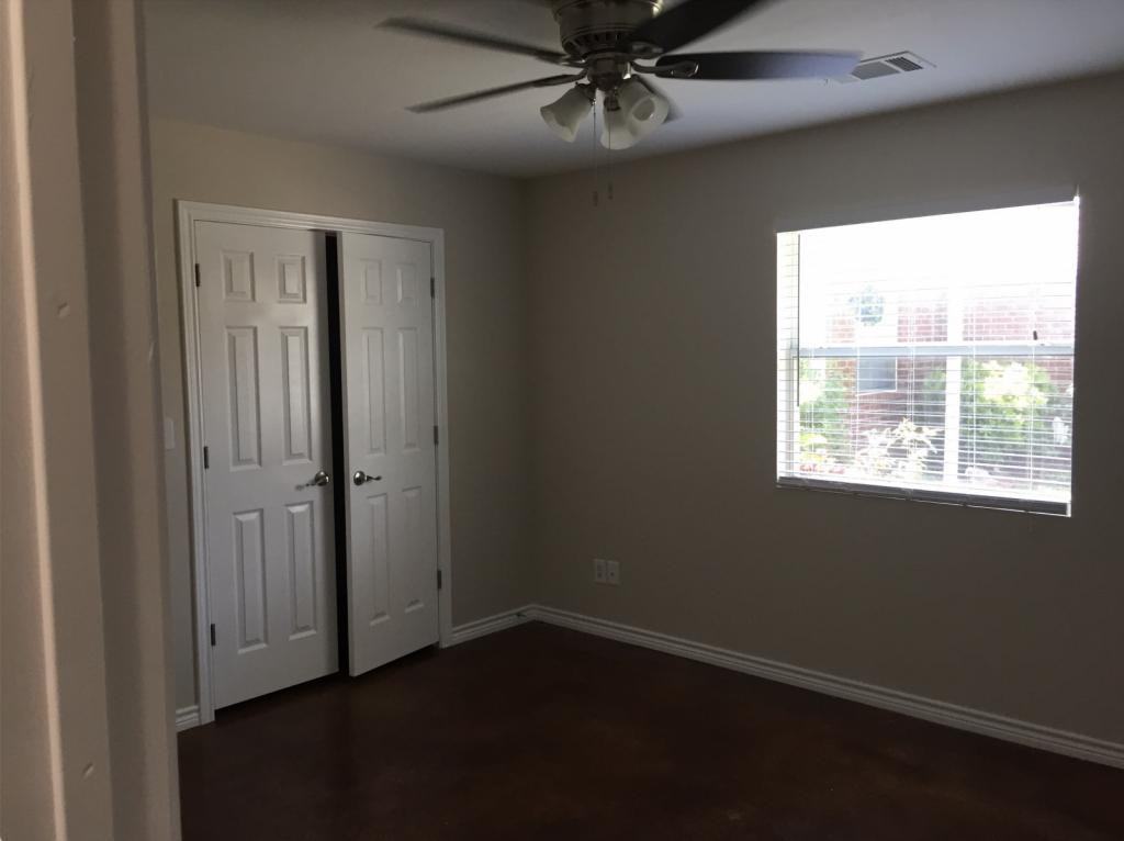 2203 Ridgeview - Photo 4 of 8