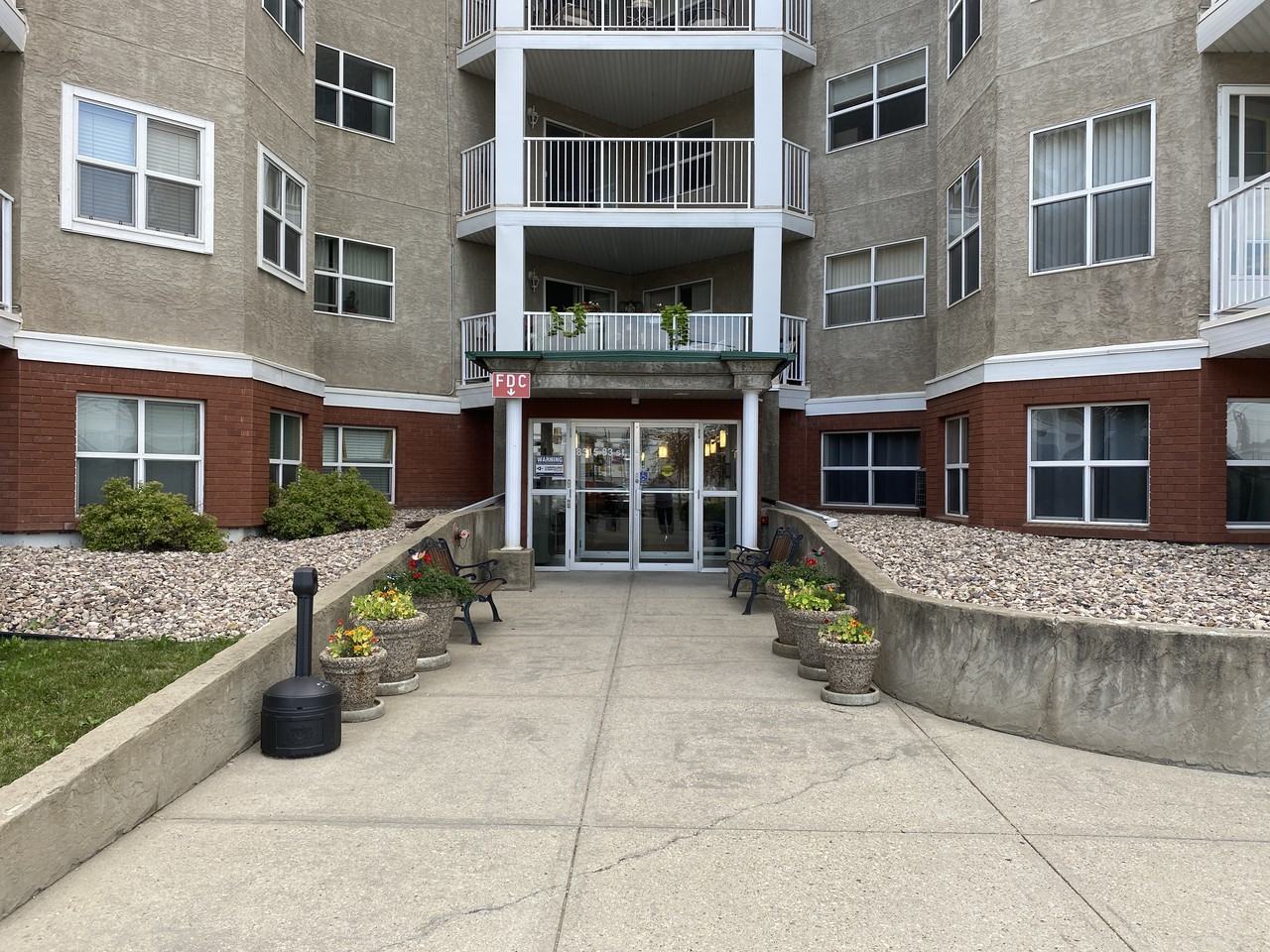 Melrose Court Apartments 8315 83 St Nw, Edmonton, AB T6C 4R8 Zumper