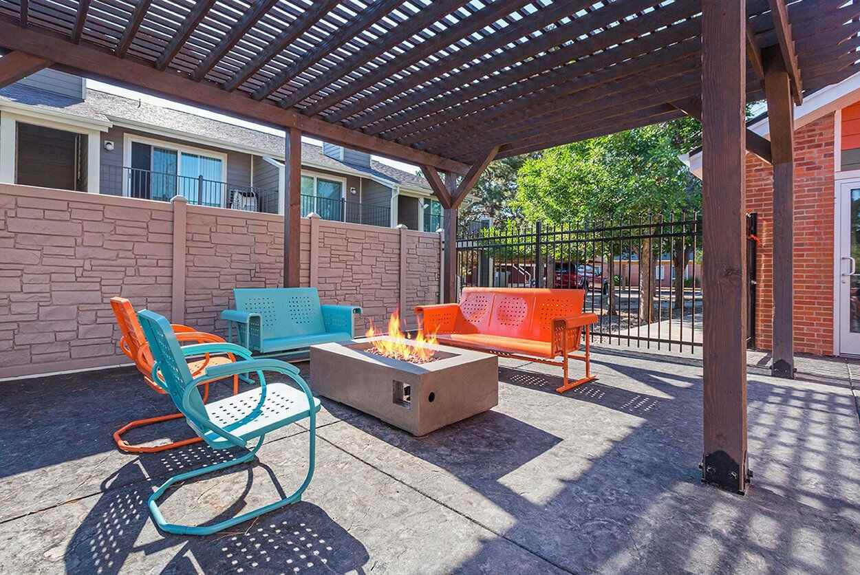 Retreat at Fitzsimons - Photo 4 of 23