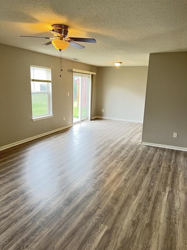10426 Apple Creek Way #1 - Photo 2 of 12