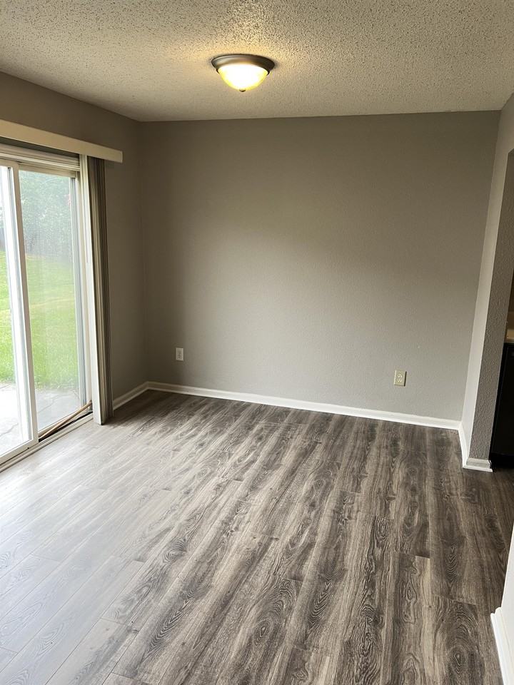 10426 Apple Creek Way #1 - Photo 4 of 12