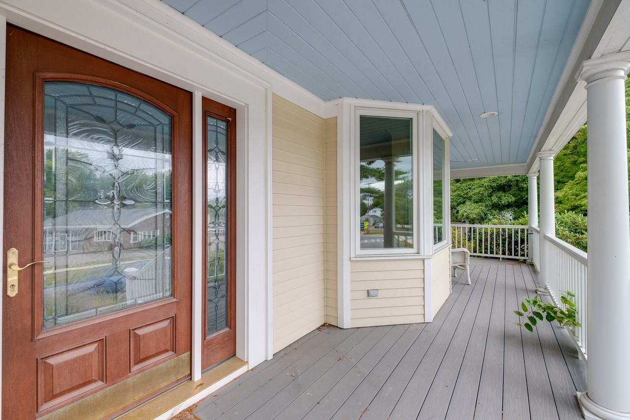 1235 Shore Rd #1 - Photo 6 of 40