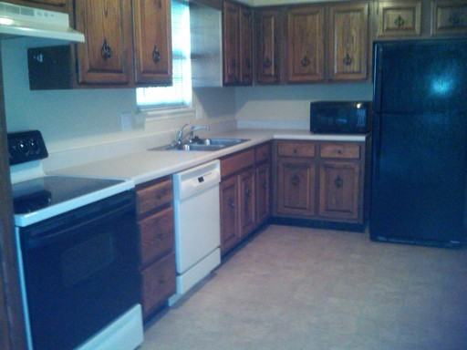 9702 W 83rd Terrace - Photo 3 of 7