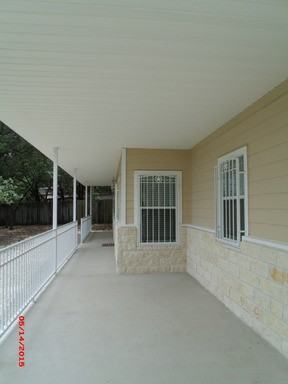 1343 Eastview Dr - Photo 2 of 25