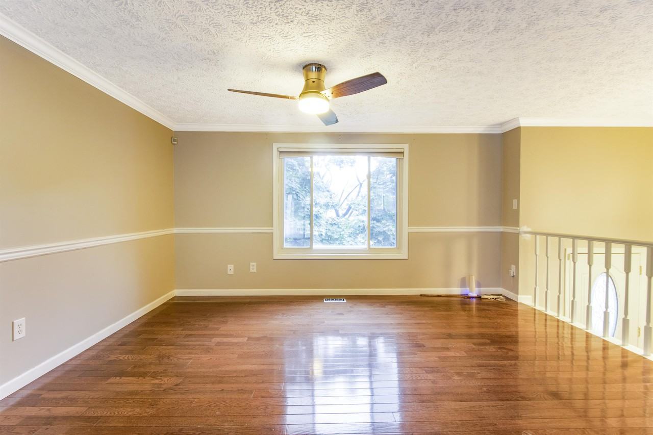 2504 Wayne Pl - Photo 2 of 50