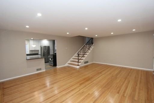 6205 Canning St - Photo 3 of 13