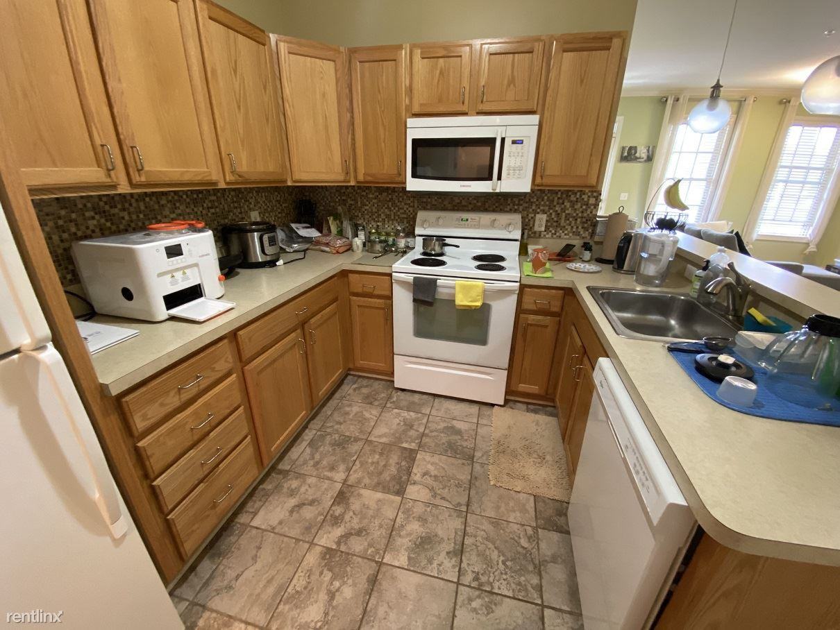 50447 Monroe St - Photo 2 of 11