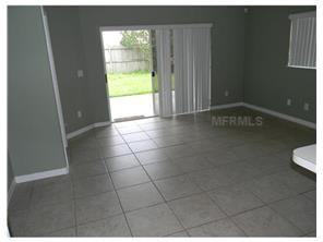 10828 Goldfish Cir - Photo 3 of 5