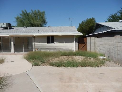 1011 E Alameda Dr - Photo 2 of 16