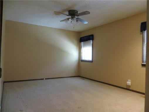 10136 Wedd Dr - Photo 3 of 20