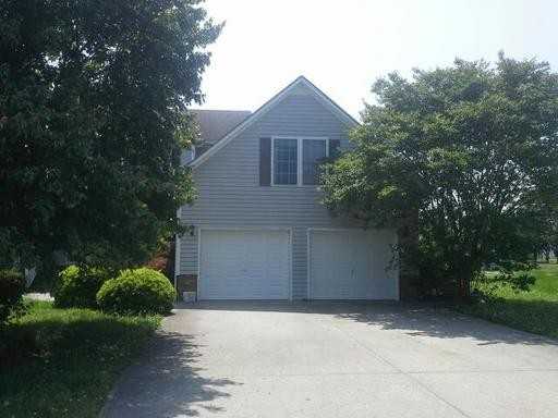 2299 Delia Dr - Photo 3 of 15