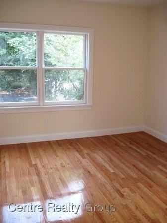 250 Hammond Pond Pkwy GARDEN - Photo 3 of 4