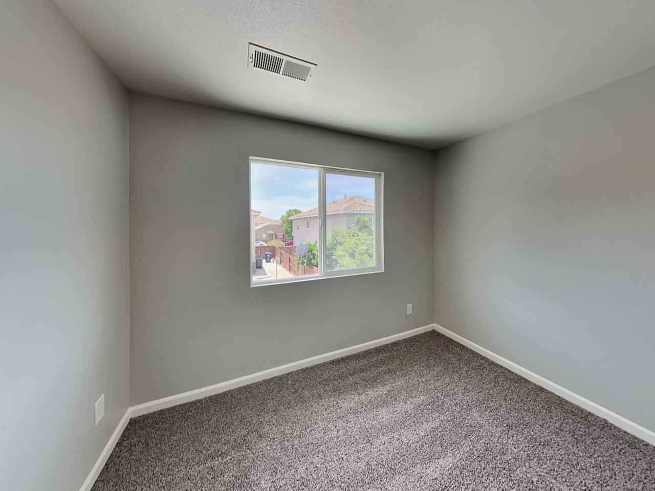 8578 W Wing Dr - Photo 2 of 20