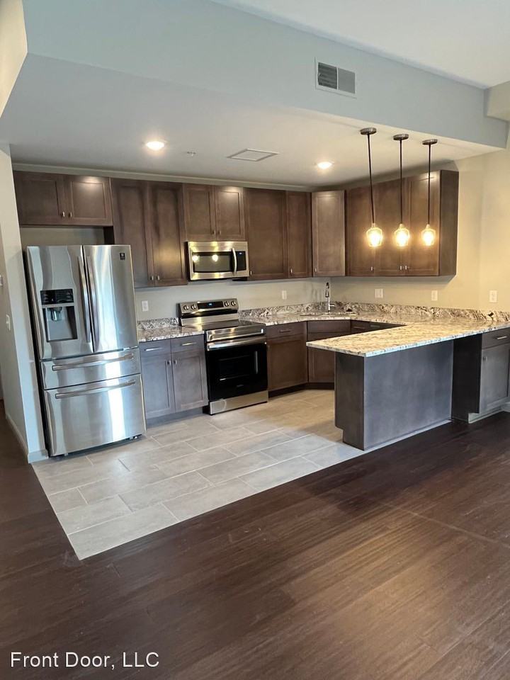 Grove Lofts STL, LLC, 4440 Manchester Ave. - Photo 2 of 50