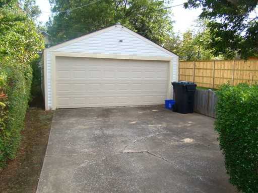 3228 NW 21st St - Photo 3 of 35