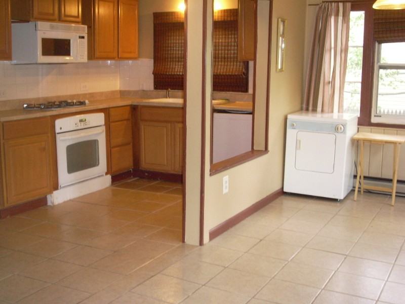 205 Annisquam Rd - Photo 3 of 15