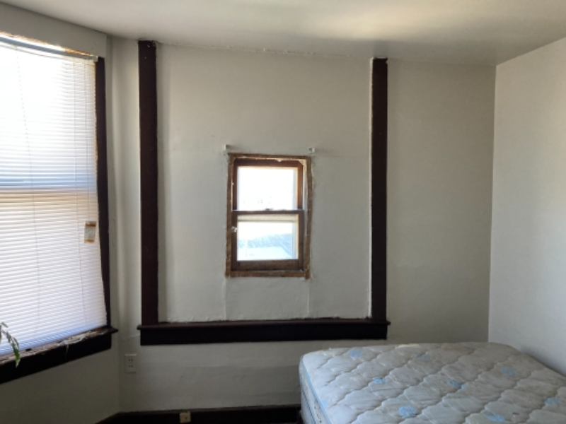 3500 W Kilbourn Ave - Photo 3 of 7