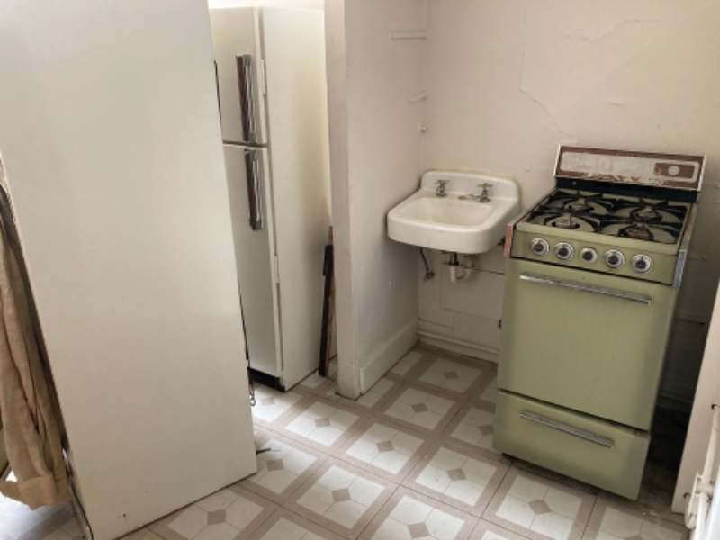 3500 W Kilbourn Ave - Photo 4 of 7