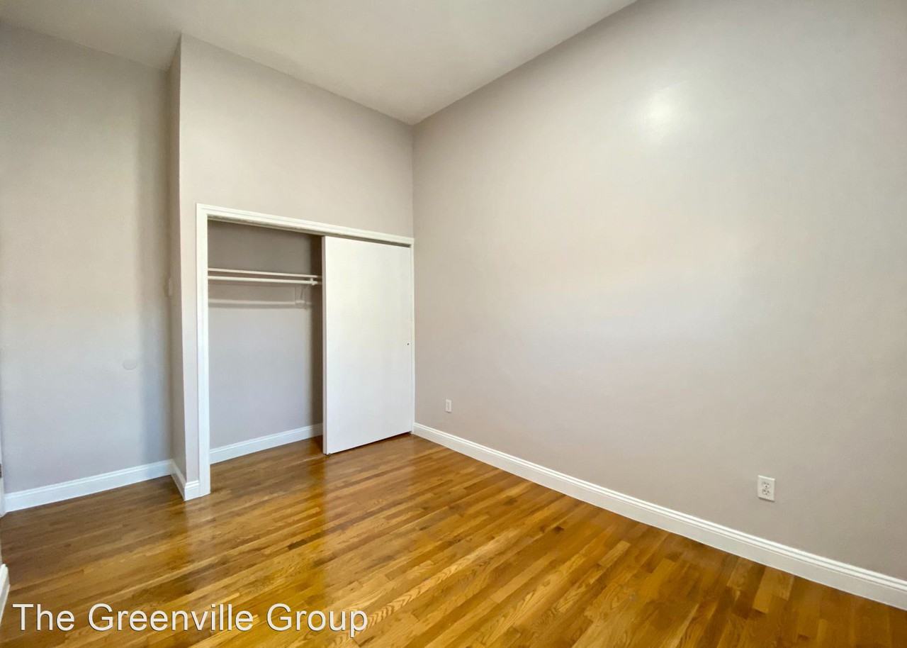 220 Broadway - Photo 3 of 7