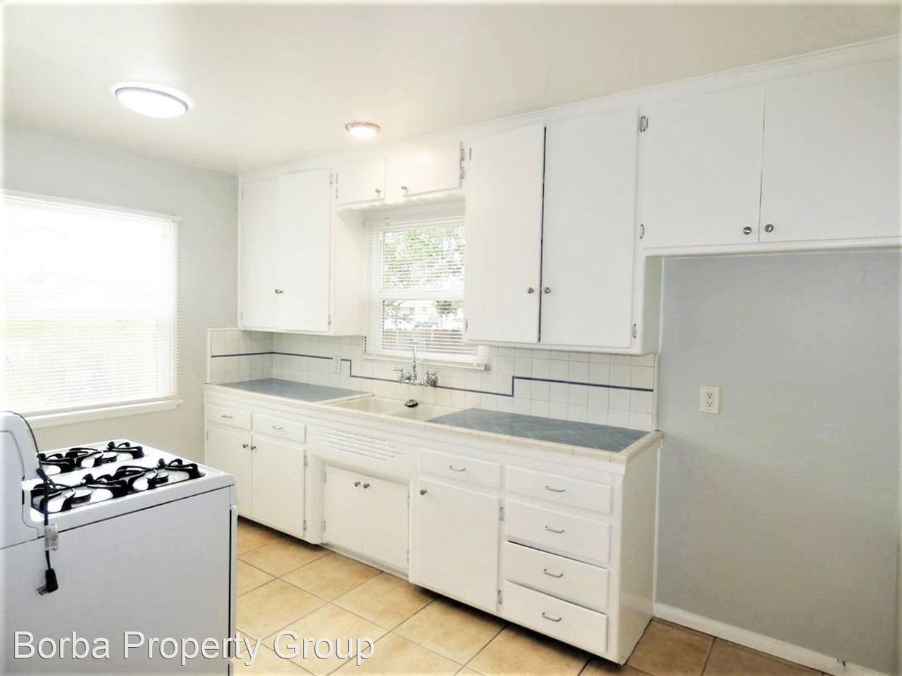 4554-4558 N Lakewood Blvd.  (LOA) - Photo 2 of 9