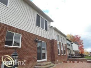 954 Patricia Pl Dr - Photo 2 of 10