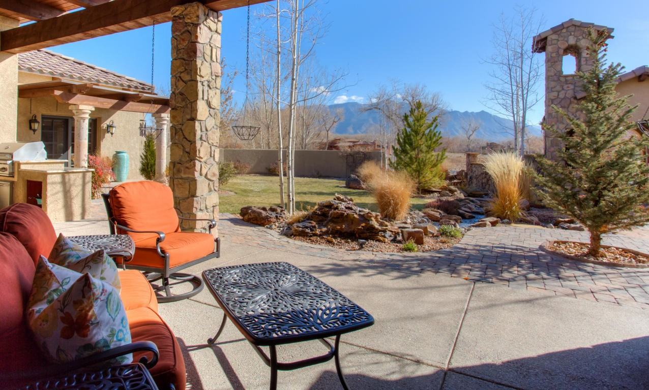 487 Avenida C' De Baca - Photo 2 of 47