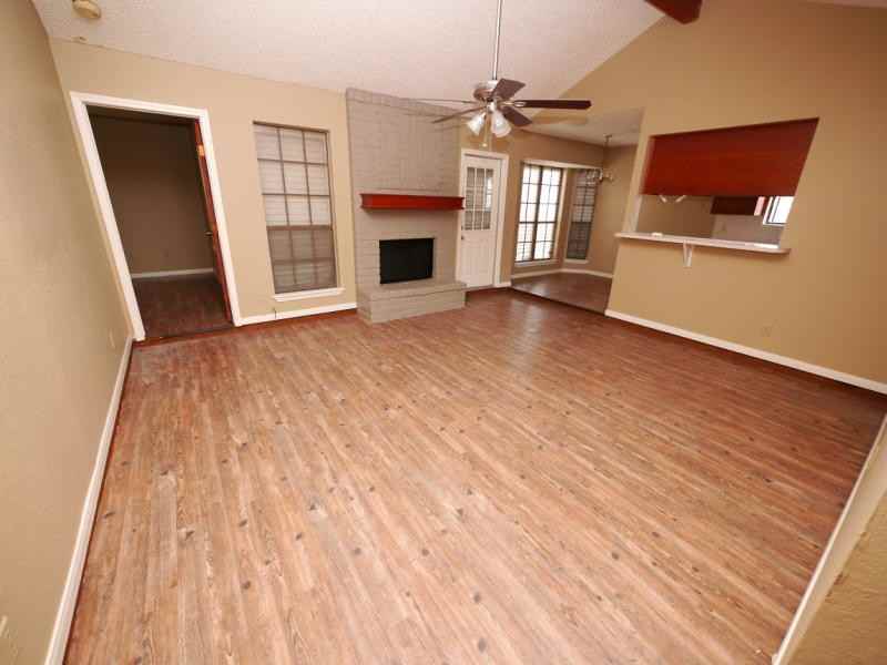 6001 Cresterrace Dr - Photo 2 of 11