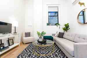 featured image of 30 E Adams St #2-2
