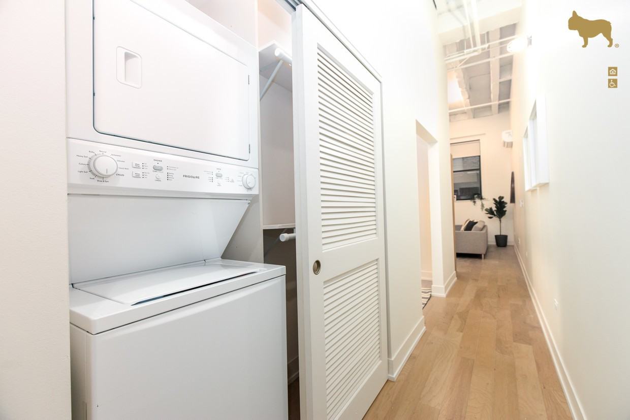 30 E Adams St #2-2 - Photo 4 of 16