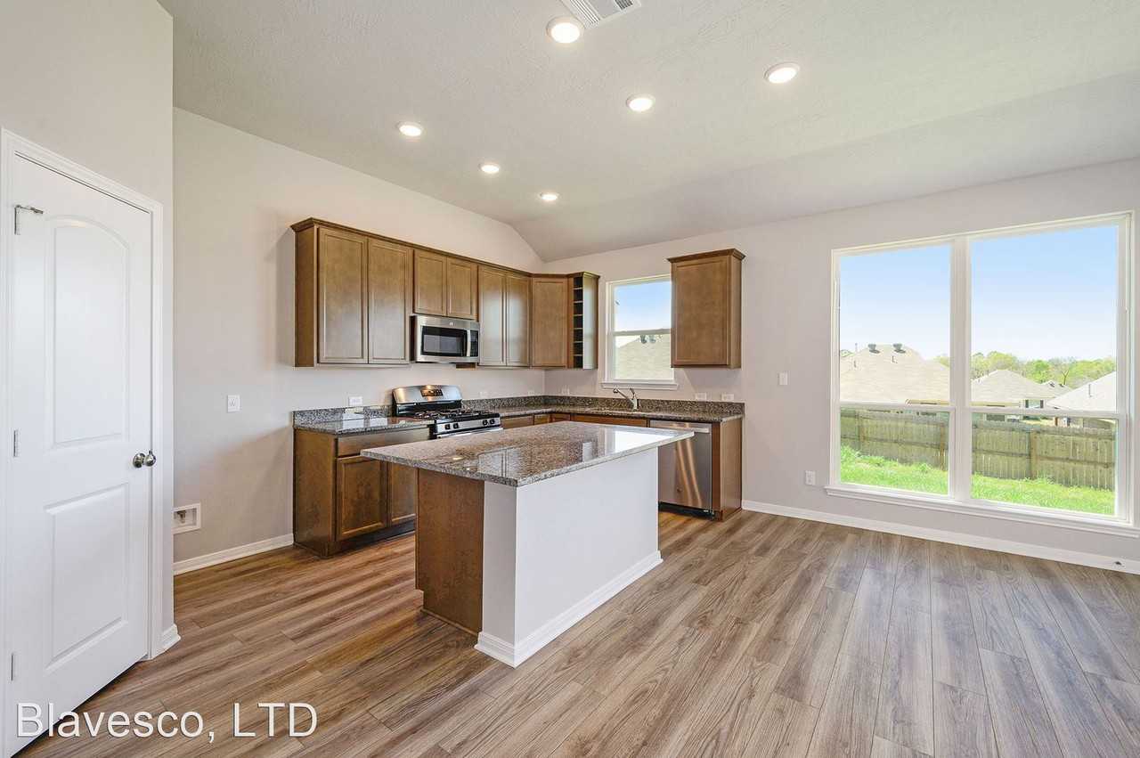 183 Emery Oak Way - Photo 3 of 24