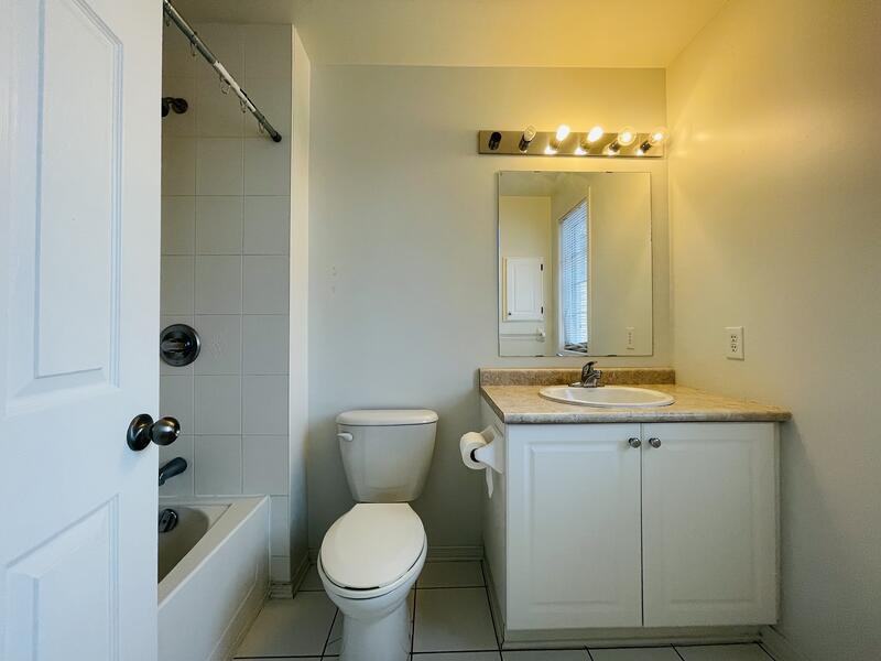 1014 Klondike Rd - Photo 3 of 13