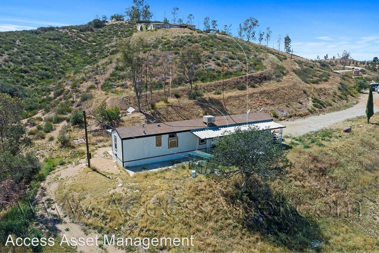 39975 San Ignacio Rd - Photo 3 of 23