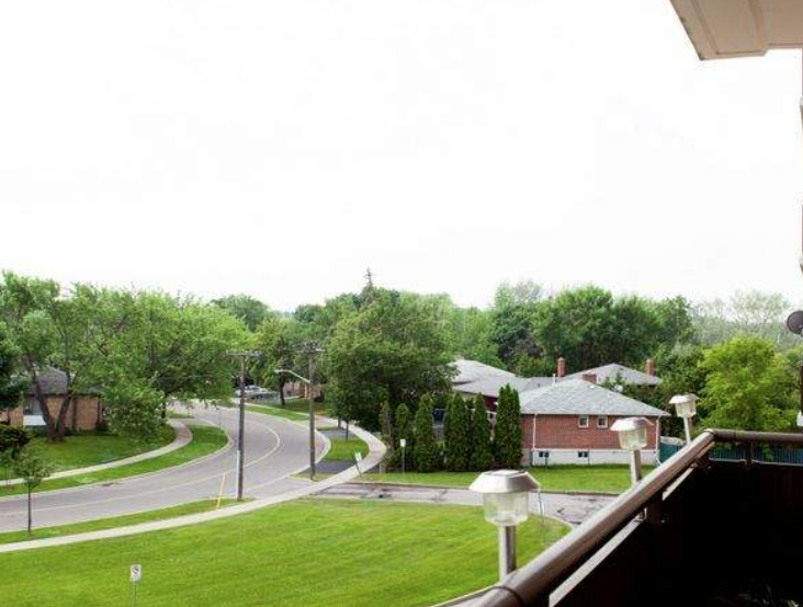 70 Esther Lorrie Dr - Photo 2 of 26