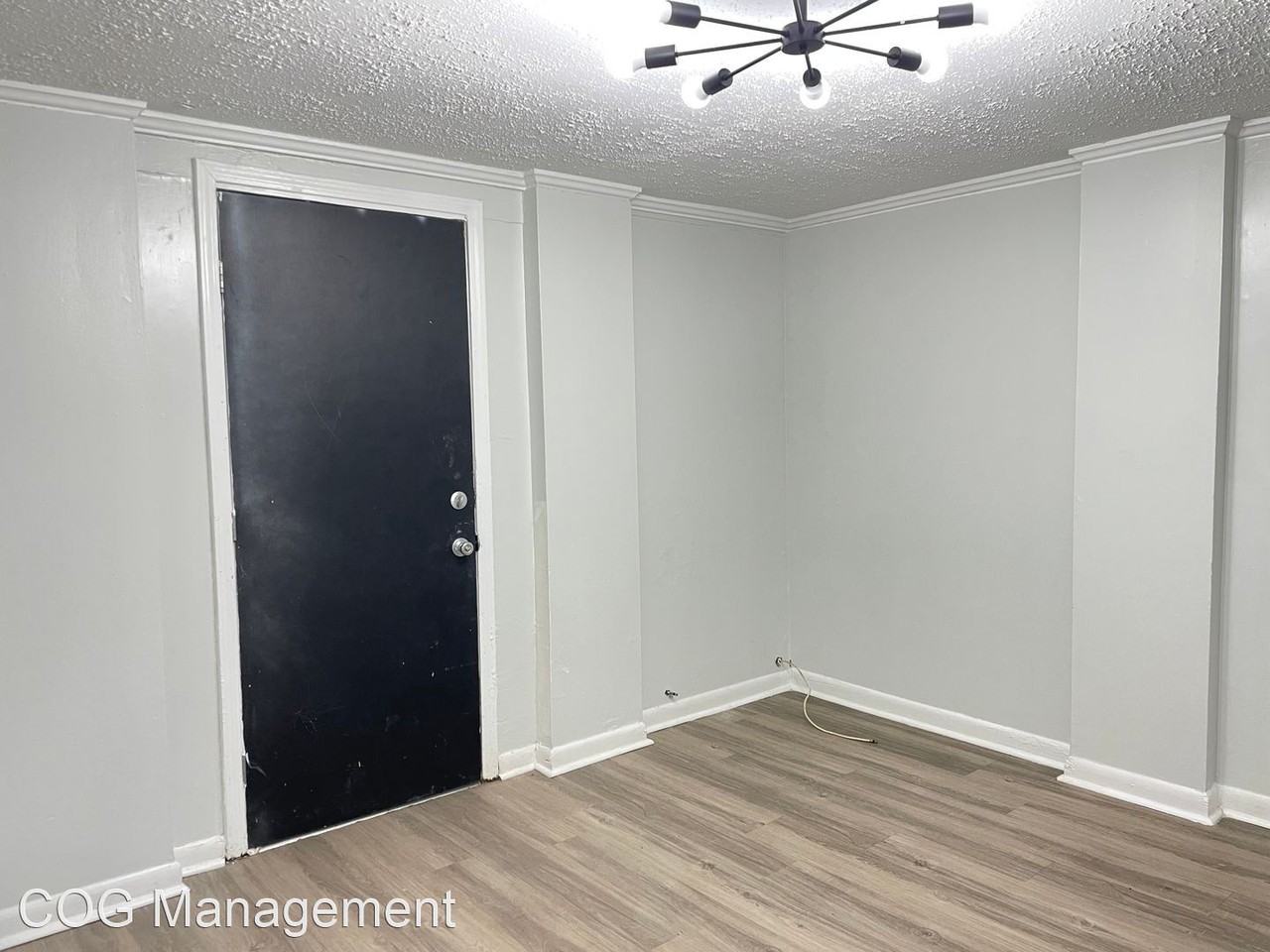 665 Barnes Dr - Photo 2 of 6