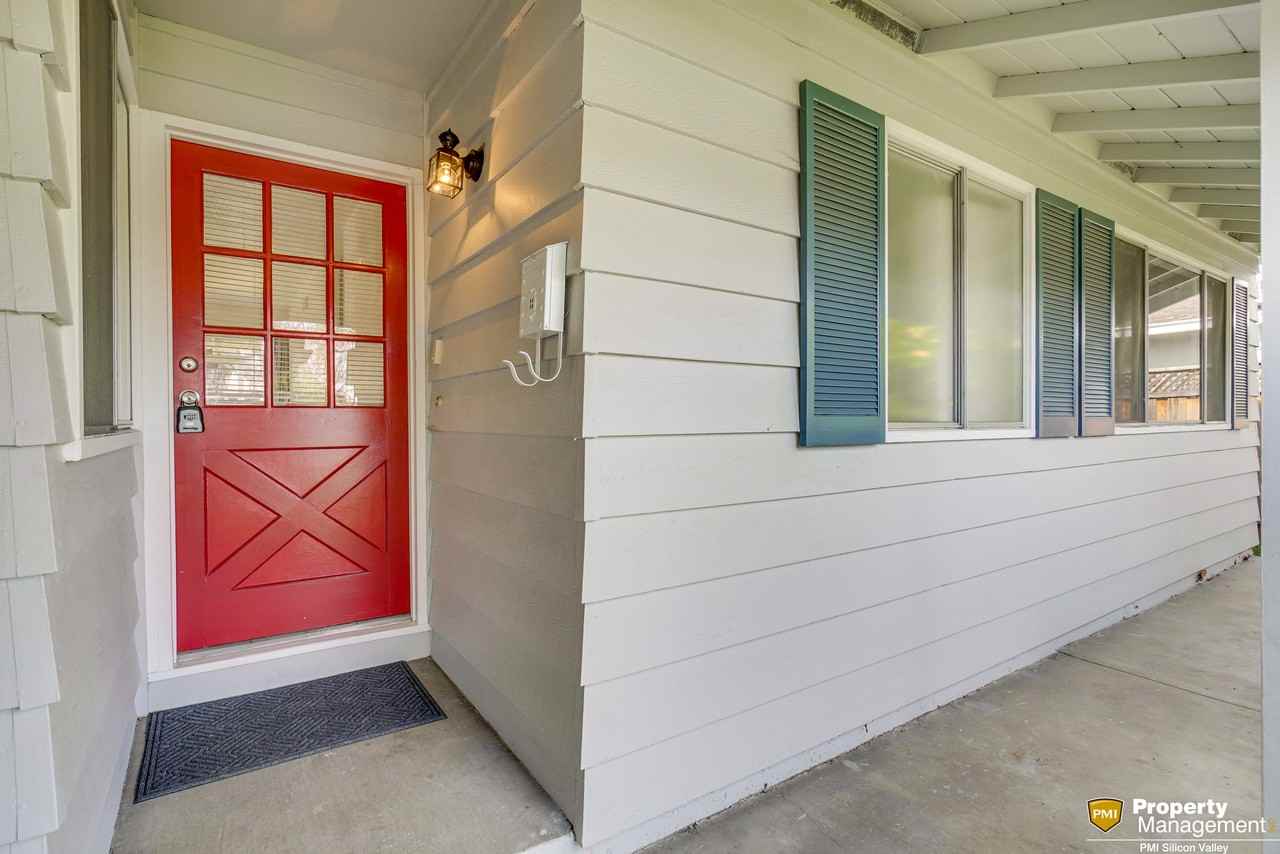 1223 Johnson Ave - Photo 2 of 24