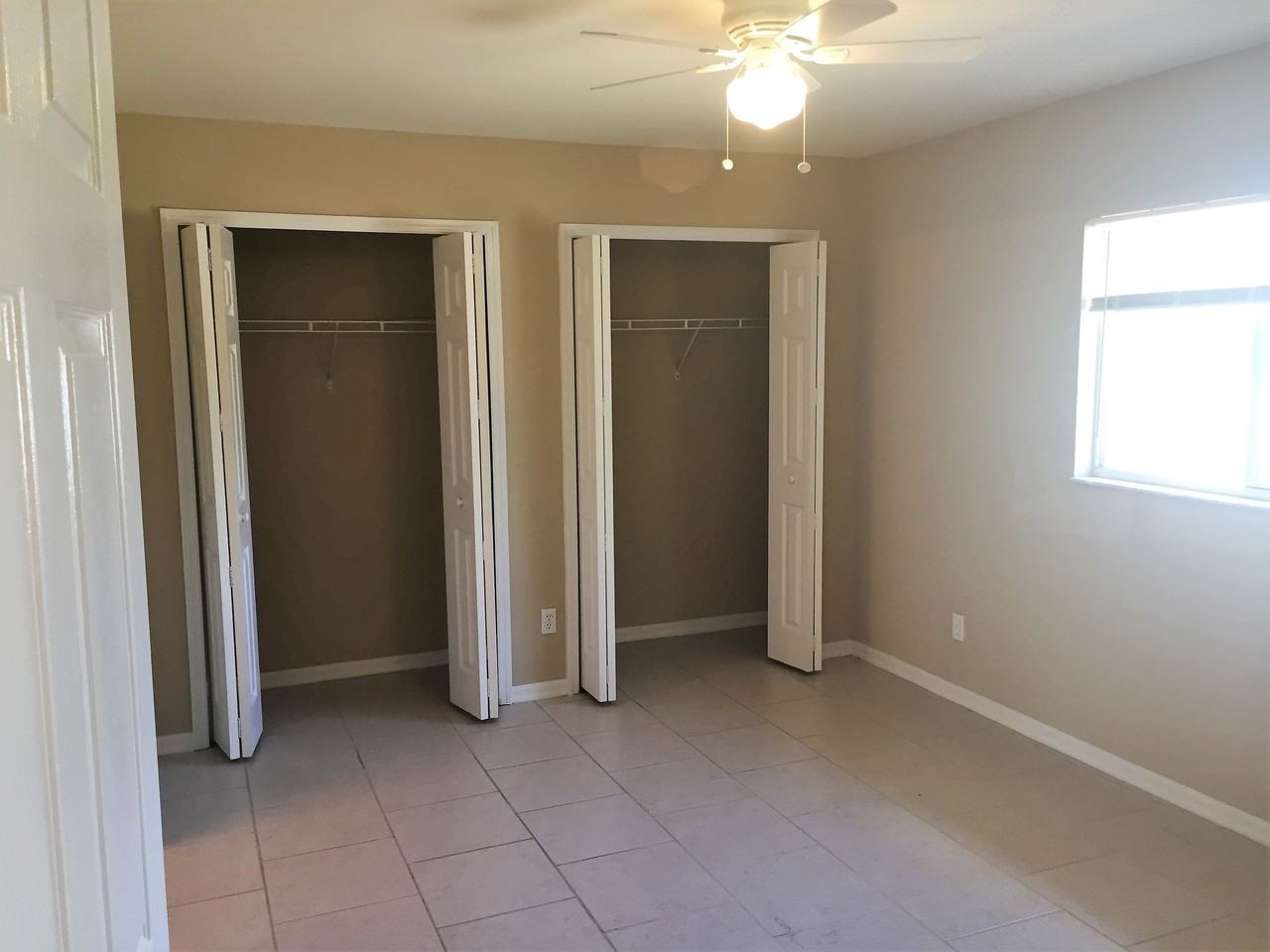 1103 Ridgeway Dr - Photo 5 of 9