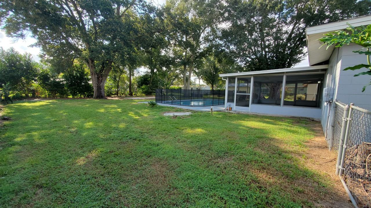 3014 King John Pl - Photo 3 of 18