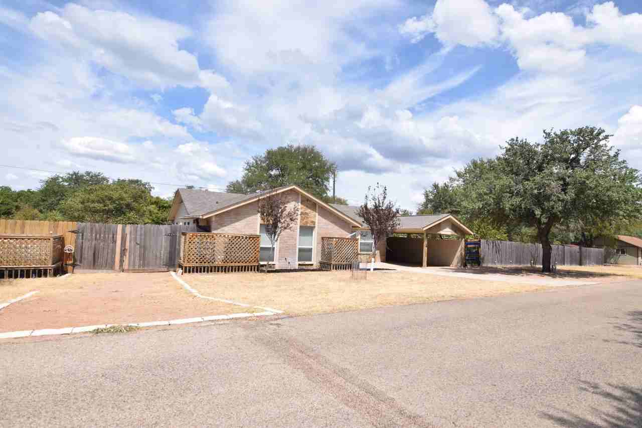 18 S Sherwood Dr - Photo 2 of 23