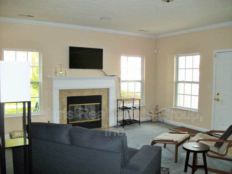 1070 Sedona Pass - Photo 2 of 12