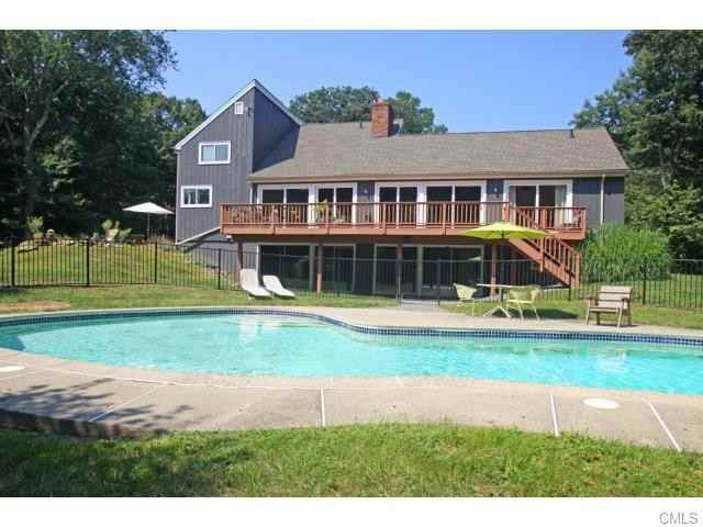 105 E Common Rd - Photo 2 of 25