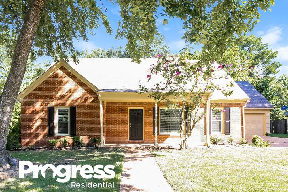 7876 Winchester Hls - Photo 2 of 17