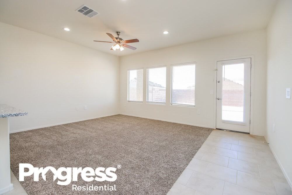 9309 9309 W Creosote Rain Dr - Photo 3 of 16