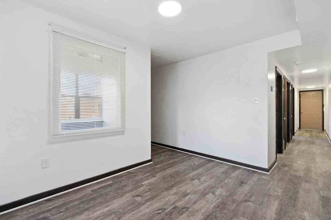 142 - 144 West 9th Avenue - 142 #142-2 - Photo 3 of 14