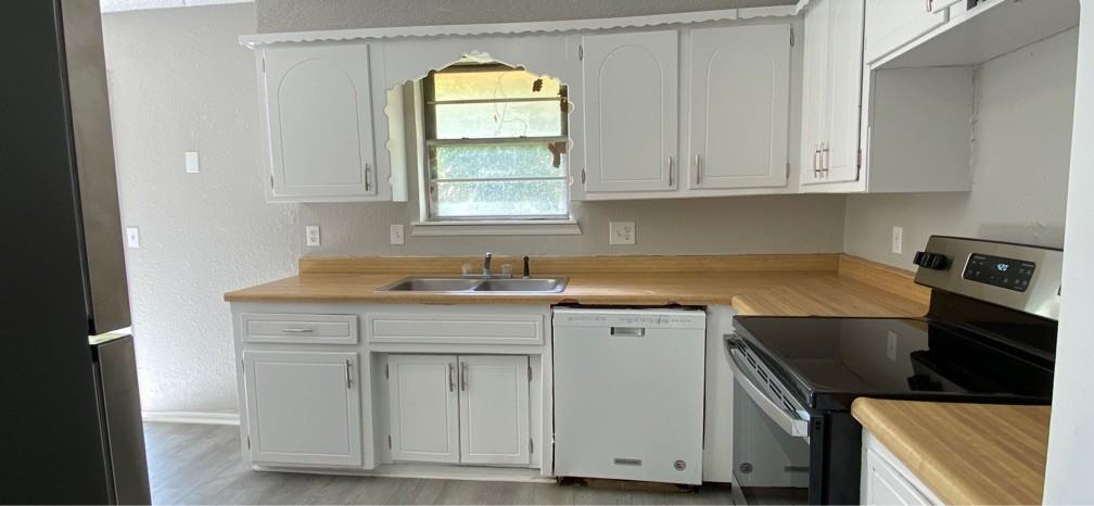 605 Lloyd Ave #1 - Photo 5 of 21