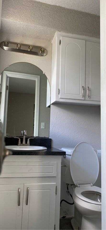 605 Lloyd Ave #1 - Photo 7 of 12