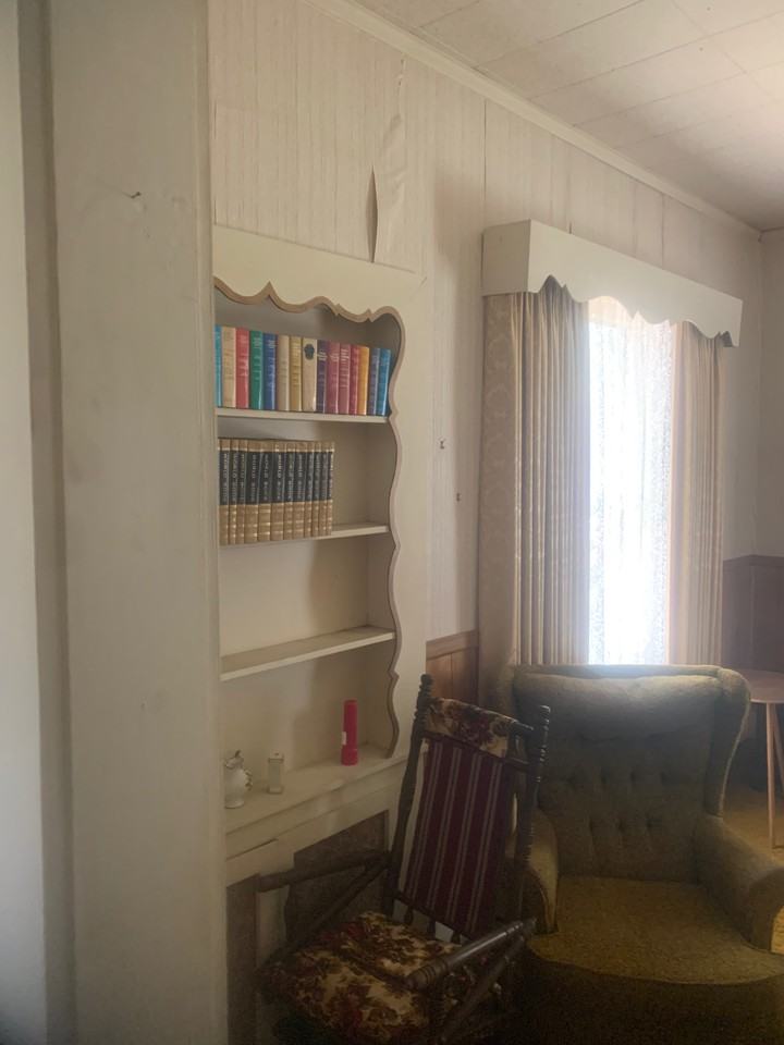 614 South Cherry Street - Photo 3 of 5