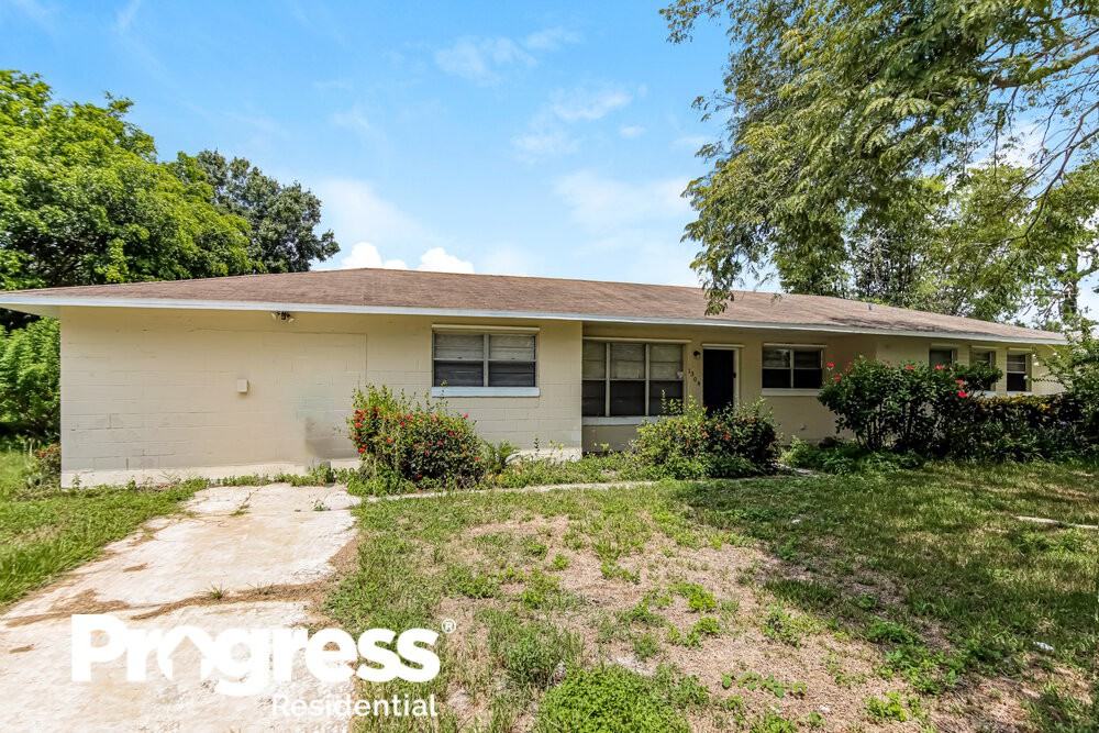 1308 Japonica Ln - Photo 3 of 16