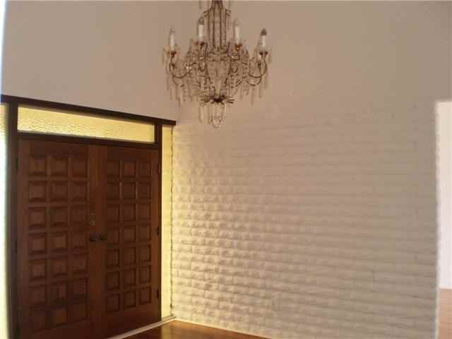 5545 Rutgers Rd - Photo 2 of 7