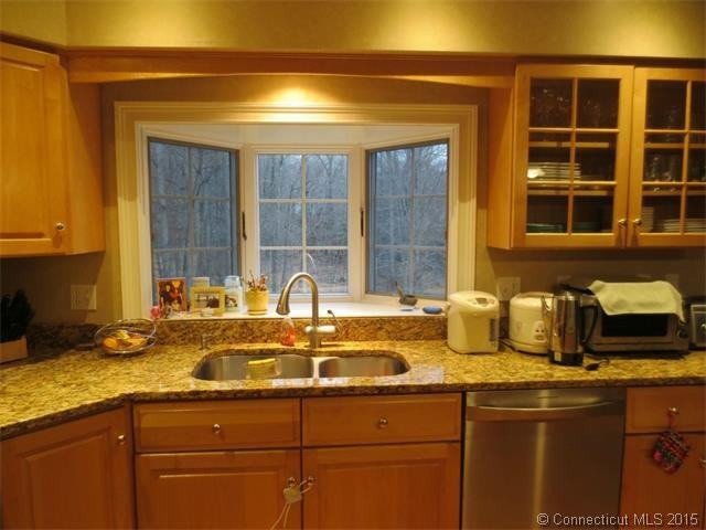 417 Laurelwood Ln - Photo 3 of 22